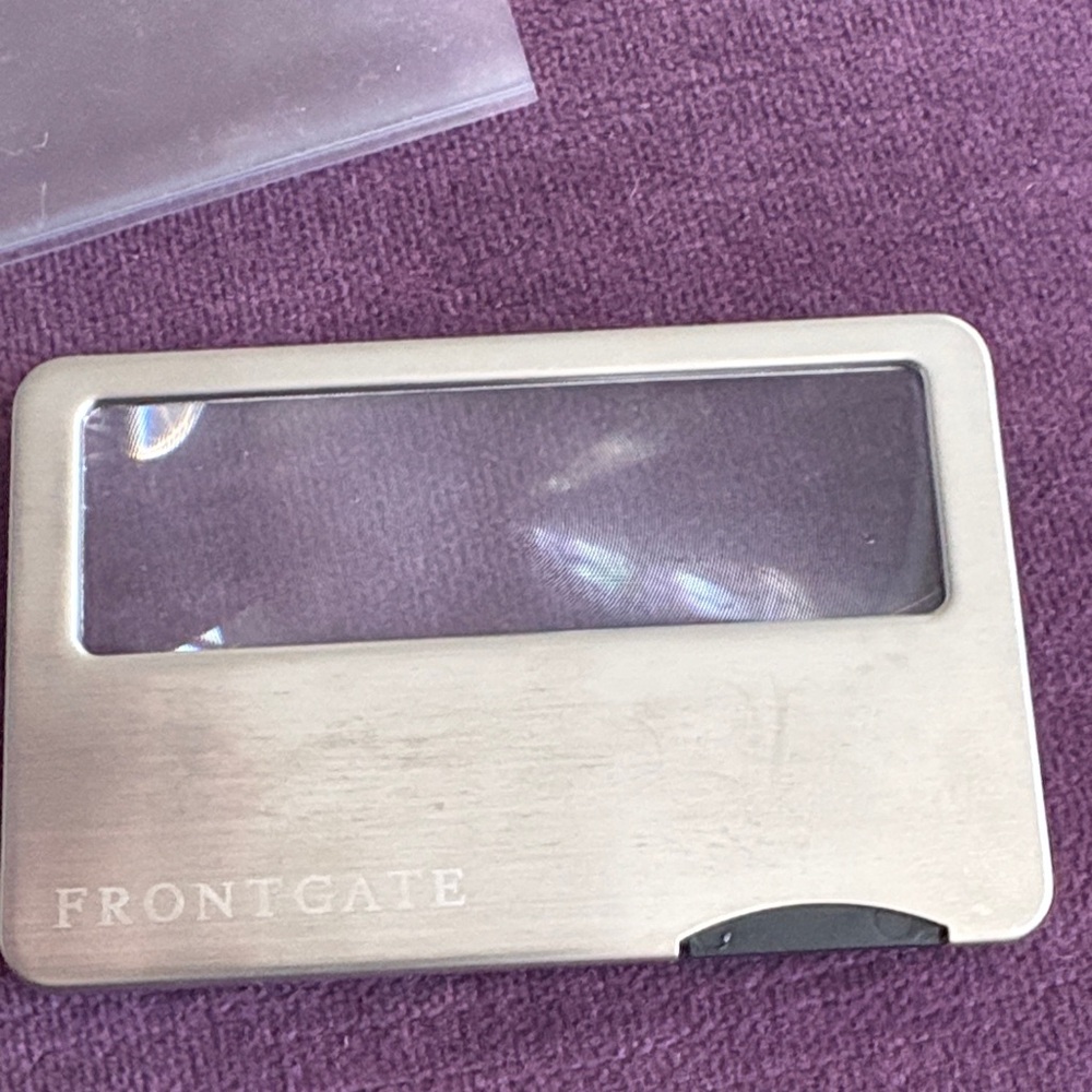 Silver Card Magnifier